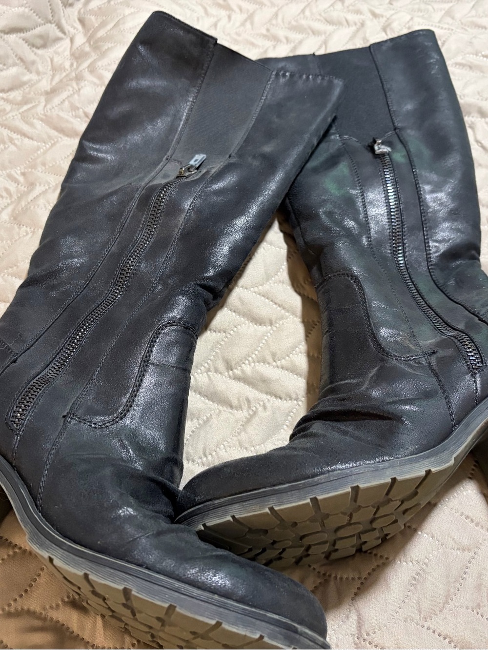 Black Leather Mid-Calf Zipper Boots
